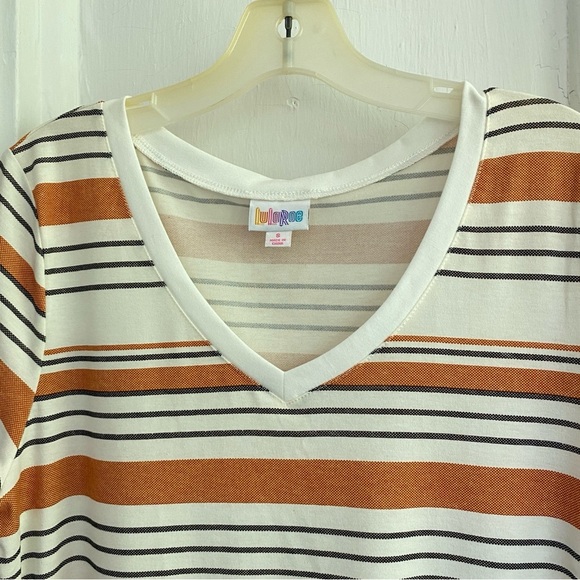 LulaRoe IRIS V-Neck Cream Orange Striped Tee Hi-Low Hem Size SMALL - Picture 2 of 5